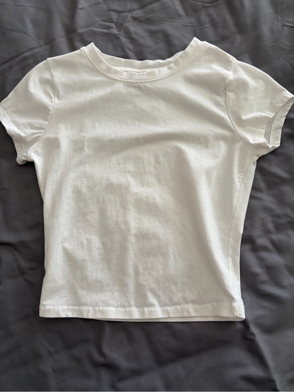 Classic women’s White Short Sleeve Tee - Brand Unspecified